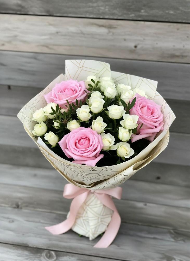 Букет цветов из: Розы в Луковской