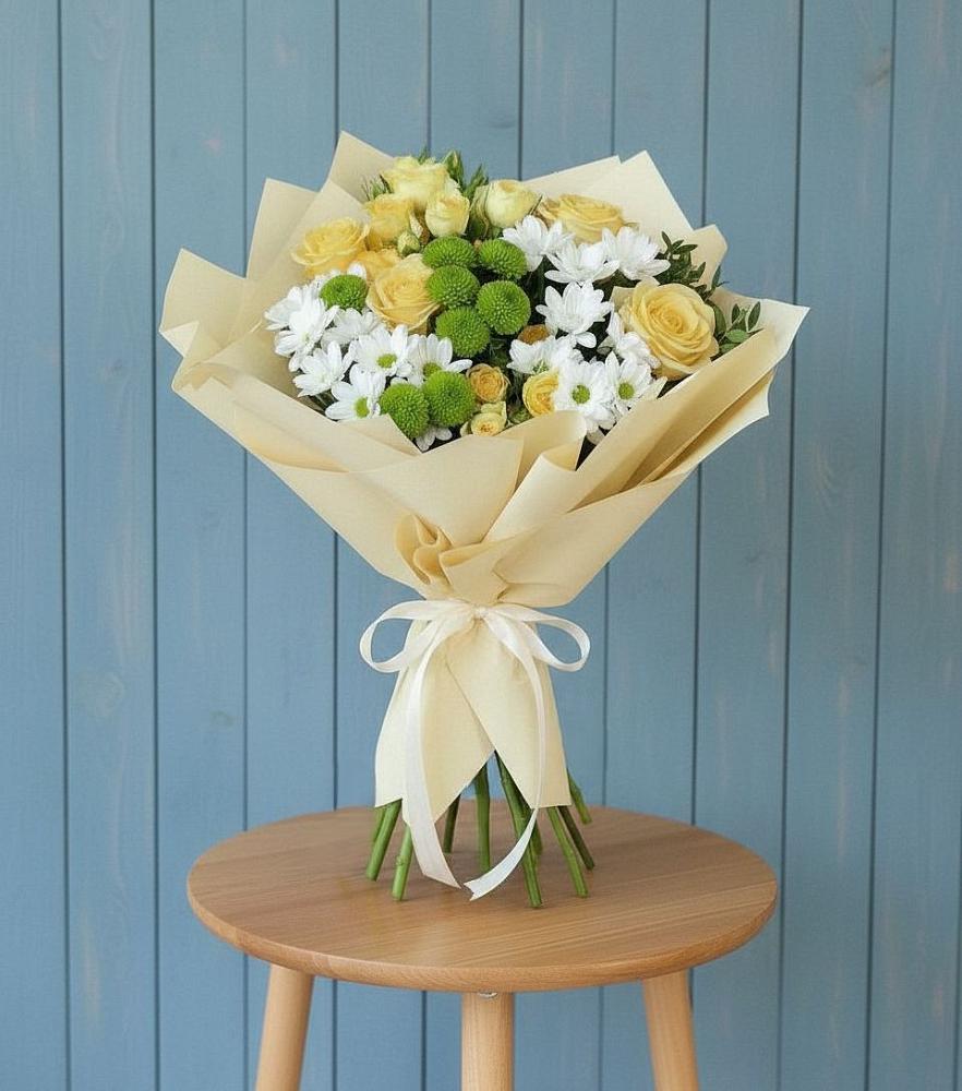 Букет цветов из: Хризантемы и Розы в Луковской