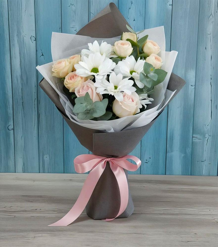 Букет цветов из: Хризантемы и Розы в Луковской
