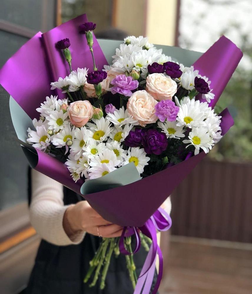 Букет цветов из: Хризантемы, Гвоздики и Розы в Луковской