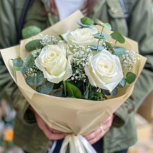 Букет цветов из:  Розы в Луковской