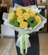 Букет цветов из:  Хризантемы и Розы в Луковской