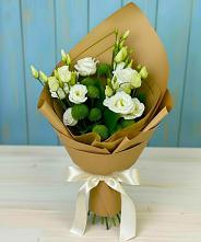 Букет цветов из:  Хризантемы и Лизиантусы #REPLACE_PRED# Луковской