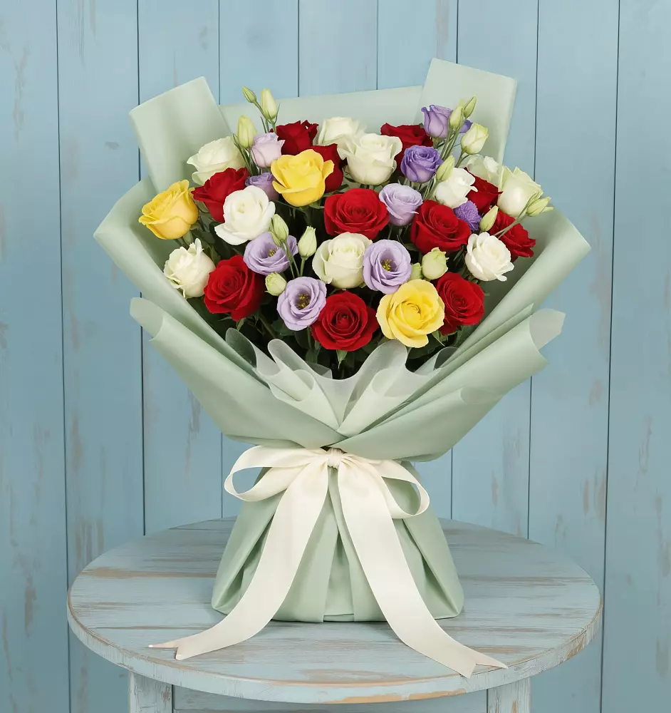 Букет цветов из: Розы в Луковской